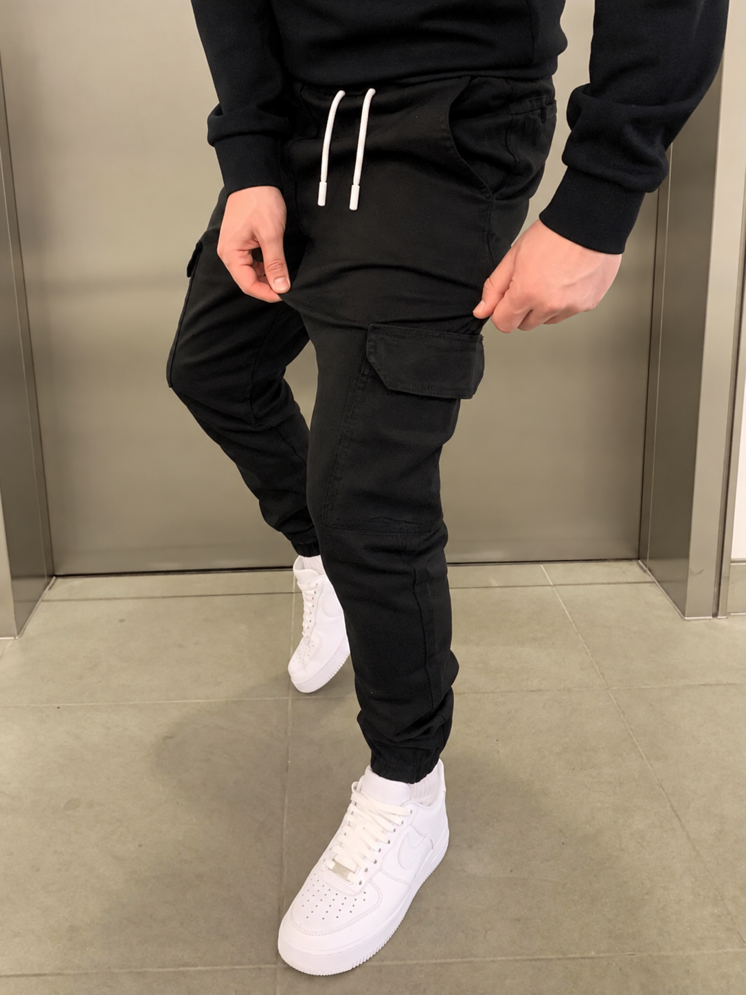 Men's Robust Cargo Trousers | Tapered Fit | Multiple Deep Pocket Design